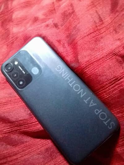 Tecno Spark 8C