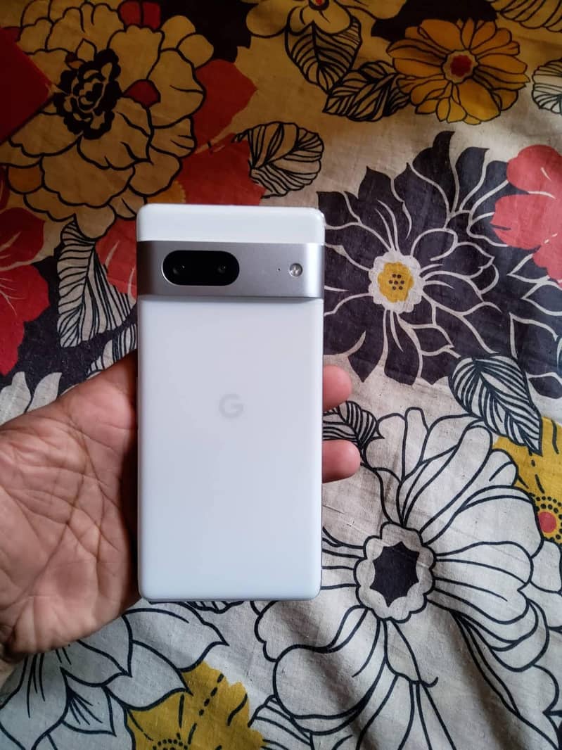 Google Pixel 7 3