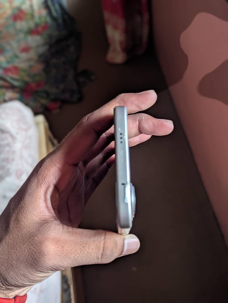 Tecno CAMON 40 Pro 2