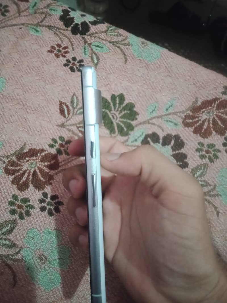 Google Pixel 7 3