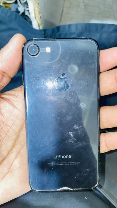 Apple iPhone 7