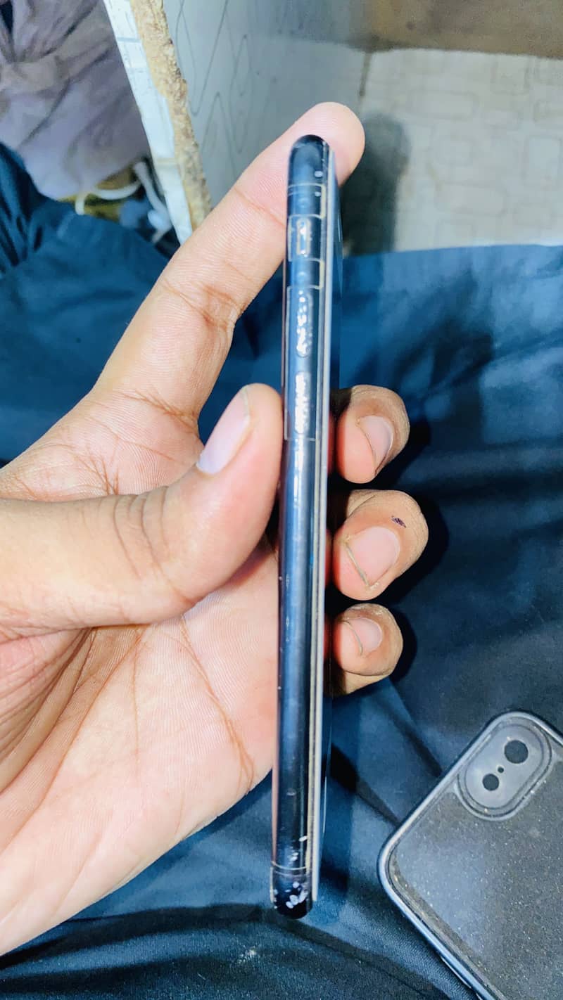 Apple iPhone 7 4