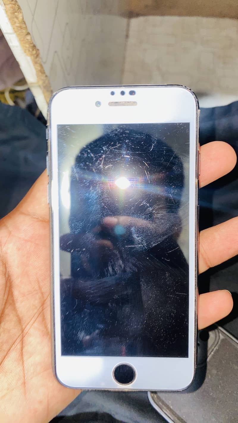 Apple iPhone 7 5