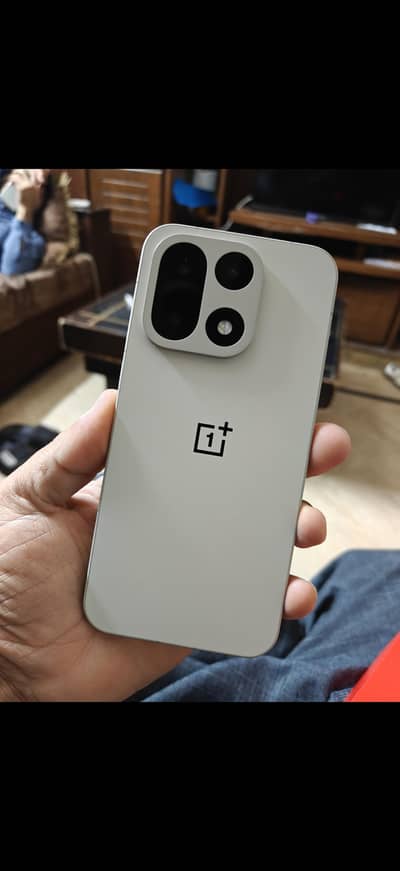 Oneplus 15 16gb 512gb full sim time global org chrger pouch