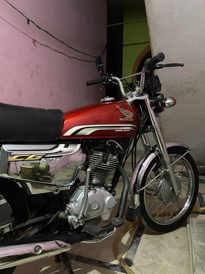 cg 125 Special Edition Red Colour