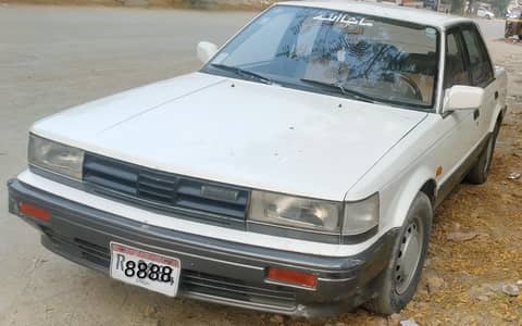 Nissan Blue Bird 1986