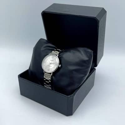 Canmake Watch