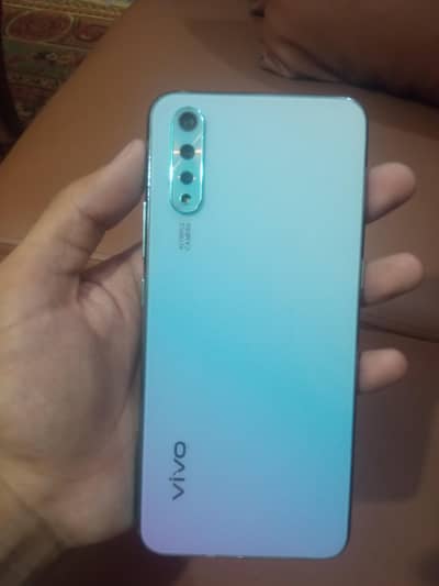 Vivo S1