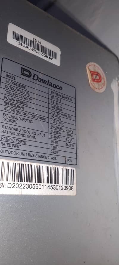 Dawlance 1.5 Ton AC – Red & Black – Excellent Condition