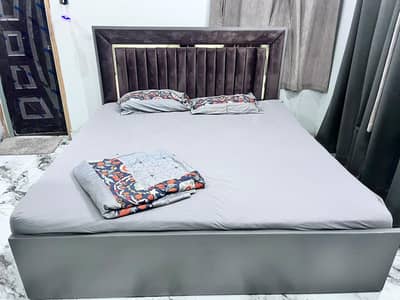 bedroom set