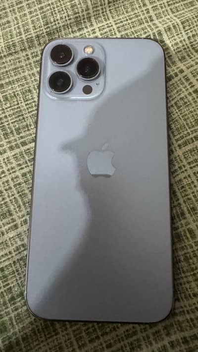 Apple iPhone 13 Pro Max water pack hai battery 77