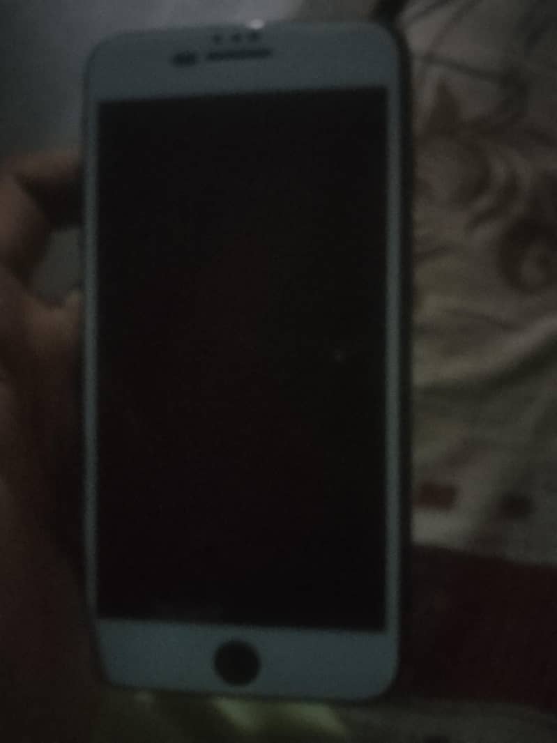 Apple iPhone 7 Plus 3