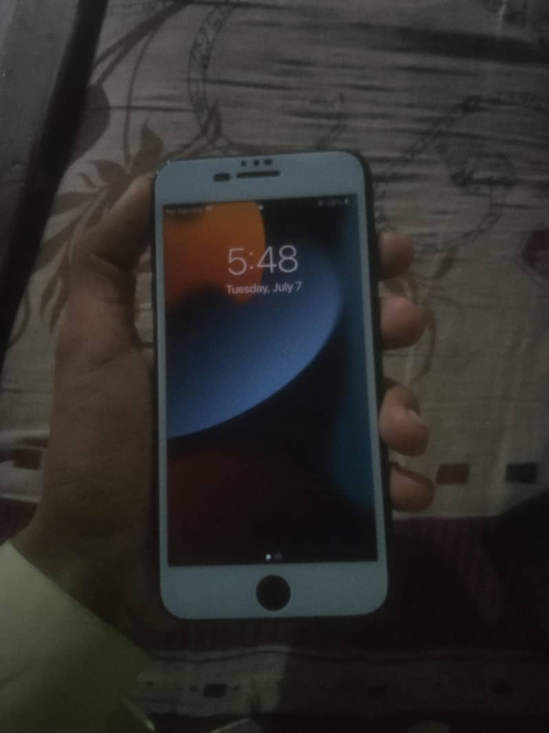 Apple iPhone 7 Plus 4
