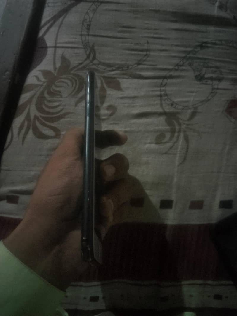 Apple iPhone 7 Plus 5