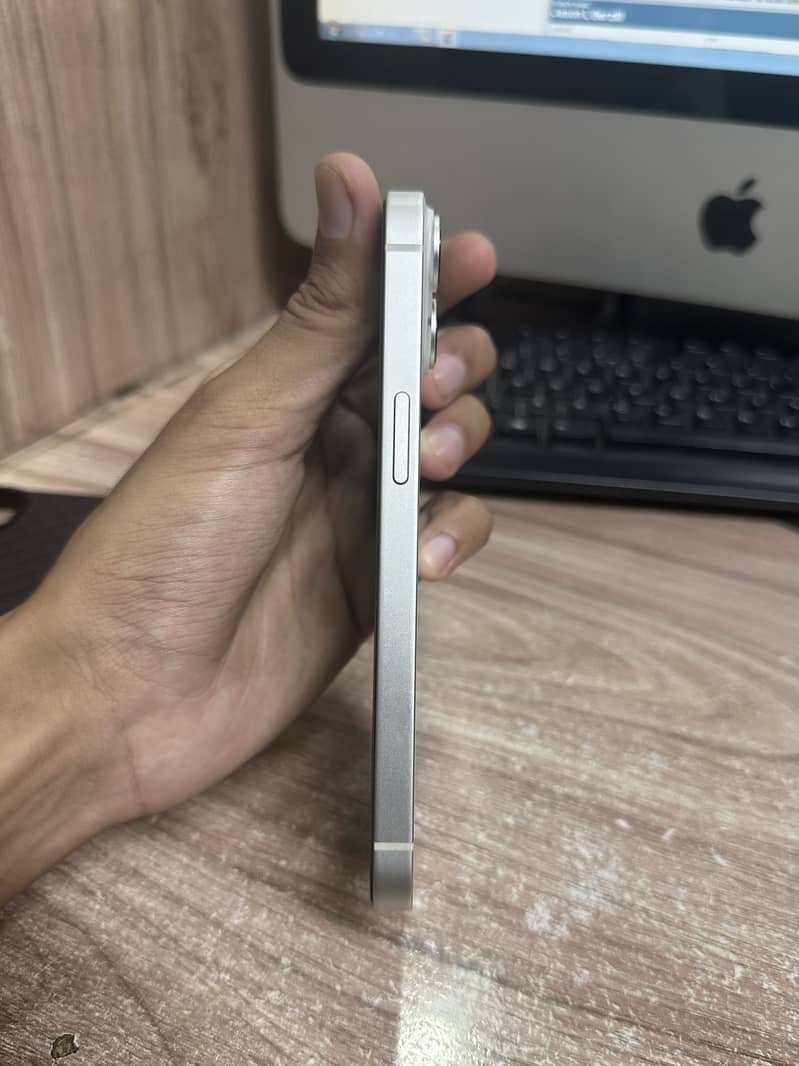 Apple iPhone 14 2