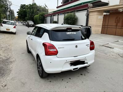 Suzuki Swift 2023 glx cvt
