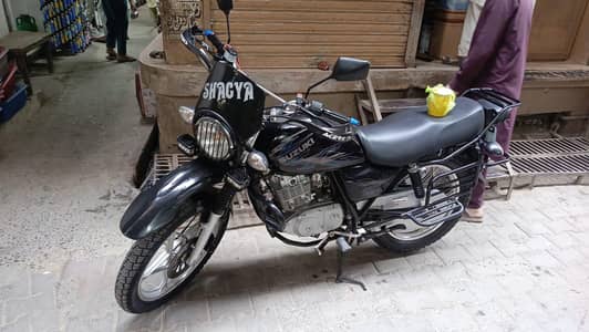 Suzuki gs150 se
