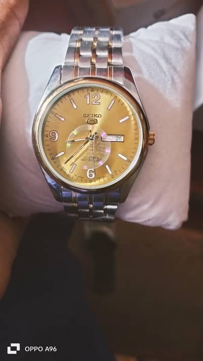 seiko 5 watch