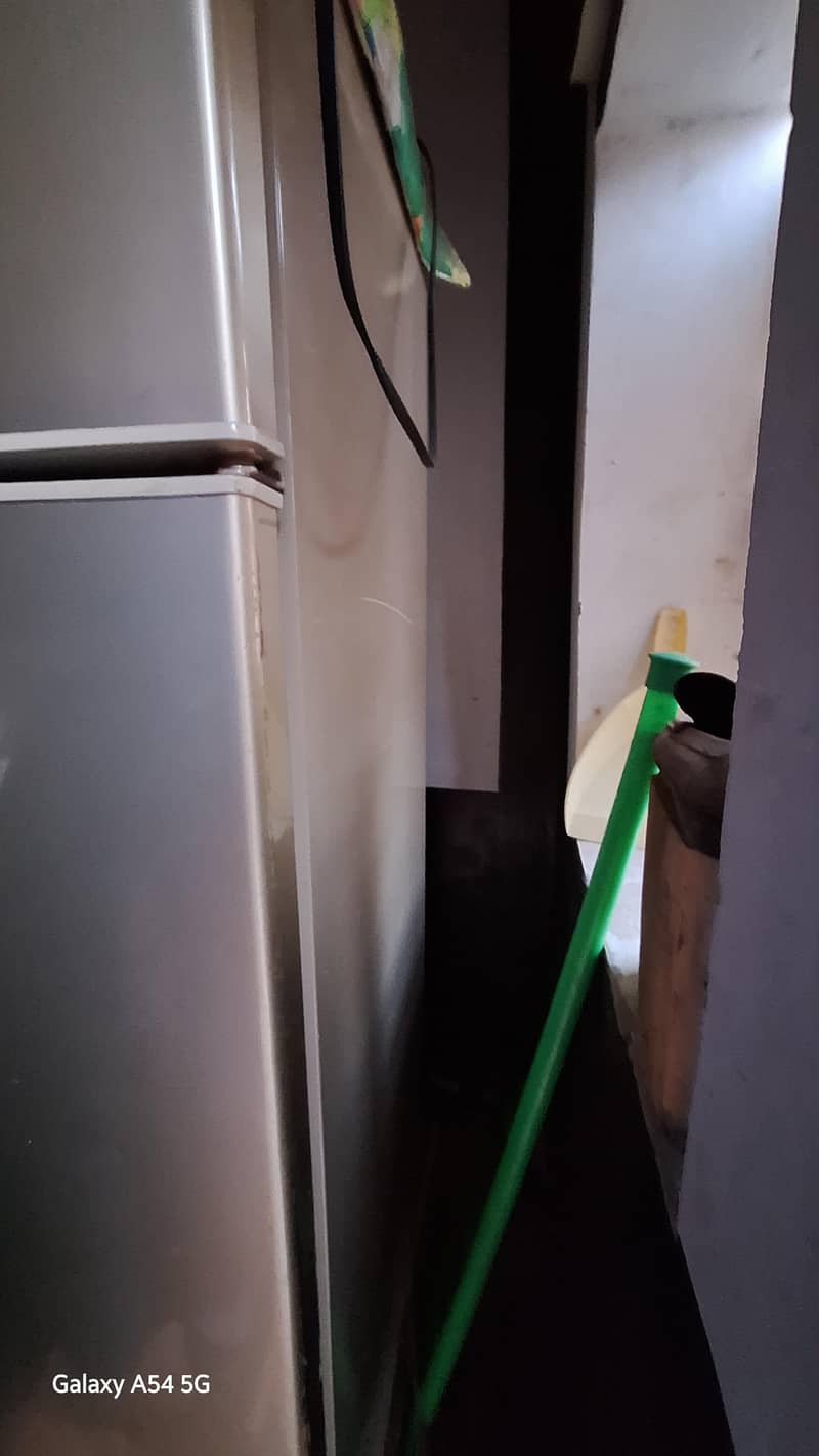 Refrigerator 11