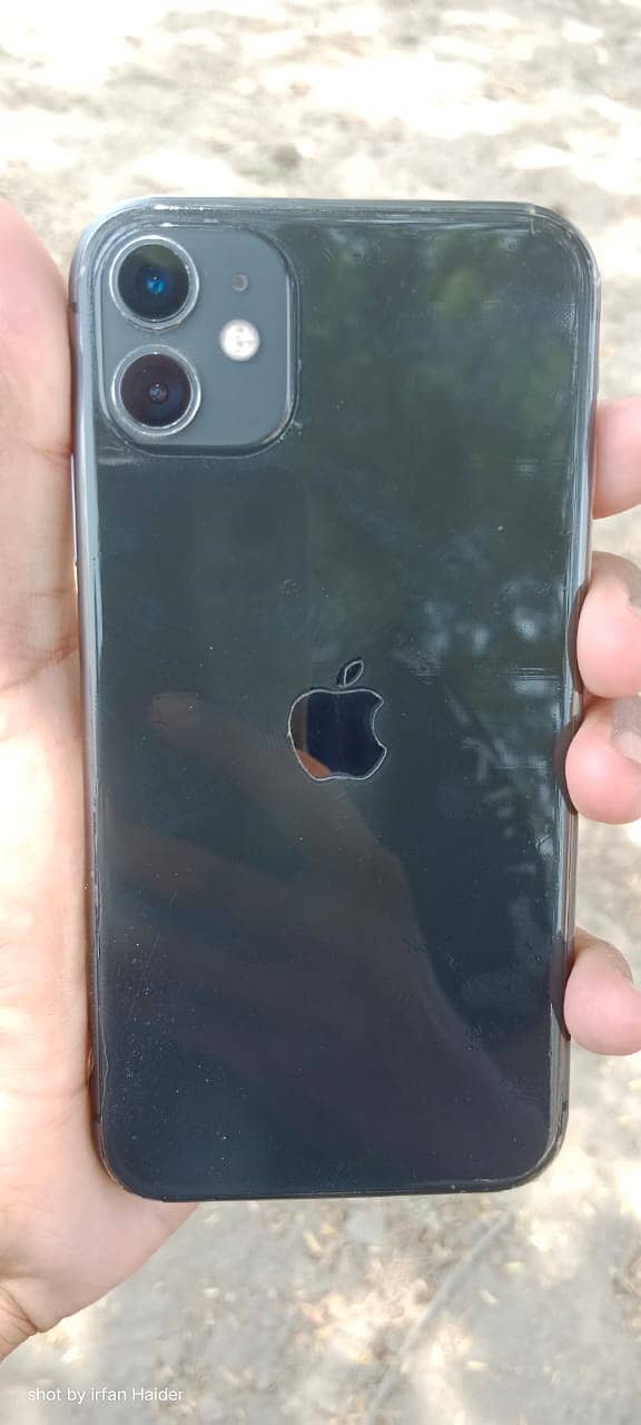 Apple iPhone 11 0