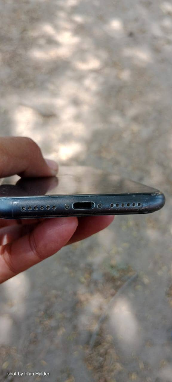 Apple iPhone 11 2