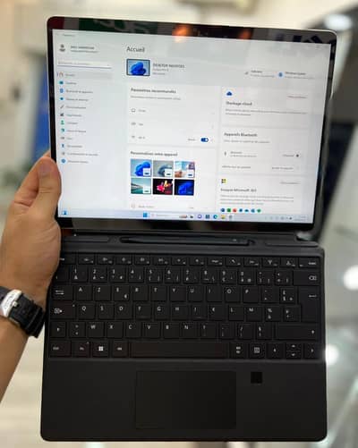Microsoft surface Pro 8 Ci7 11 Gen 16gb Ram 256gb SSD with  Pen