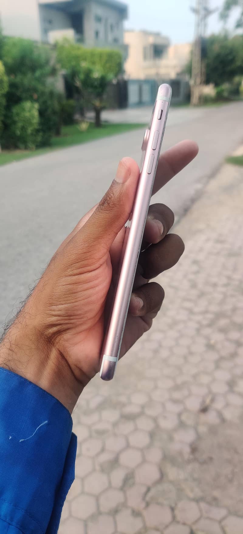 Apple iPhone 7 Plus 1