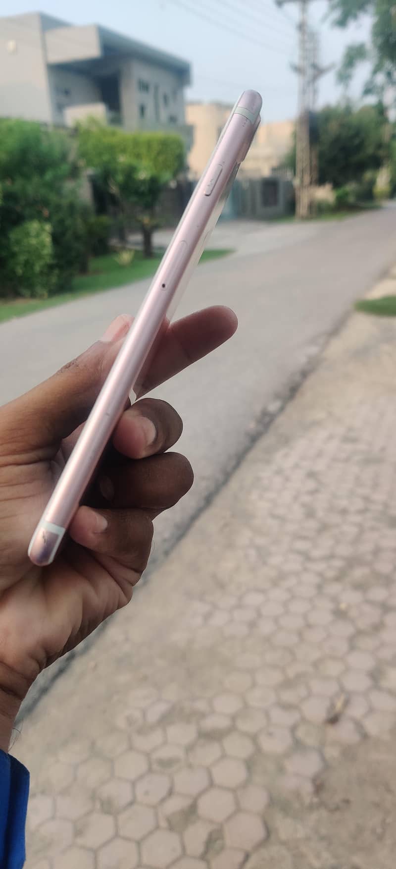 Apple iPhone 7 Plus 4