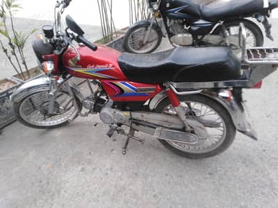 Honda cd70 2011