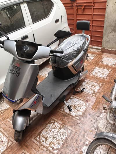 UNITED SMART-PRO SCOOTER