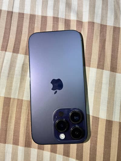iPhone 14 pro purple colour