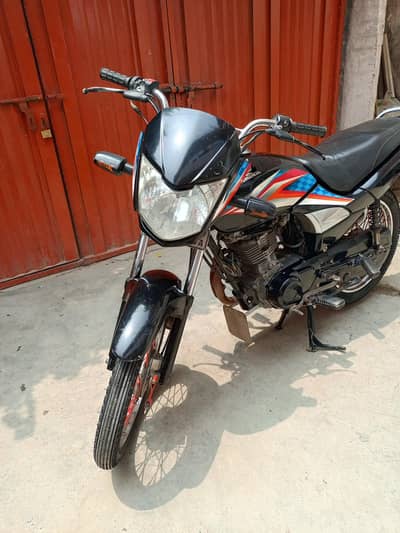 Honda dream CG 125 2017 modle urgent sale contact:-03194671504
