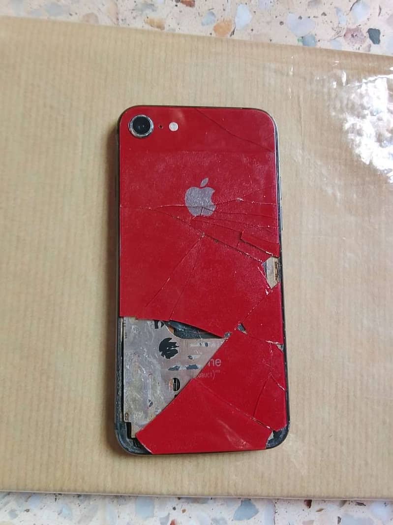 Apple iPhone 8 1