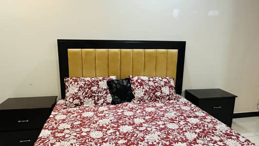 King bed with side tables