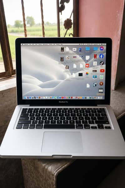 Apple MacBook Pro 2012 | 8GB RAM | 500GB HDD | Good Condition