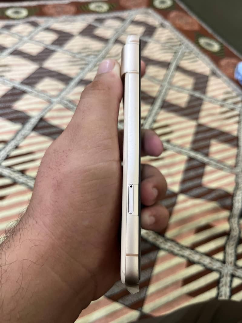 Google Pixel 8 Pro 4