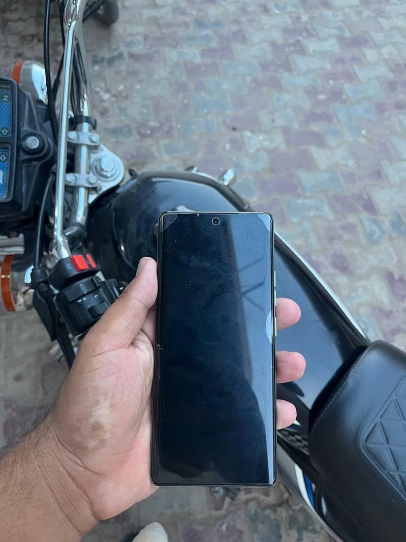 Tecno CAMON 40 Pro 5