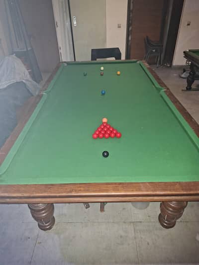 1 Snooker Tabel & 2 Pool Tabel