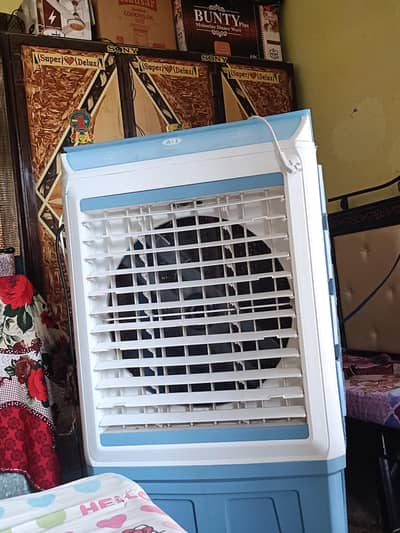 ac dc room colaar AK manth used kia hai bilkul new hai koi b masla nhe