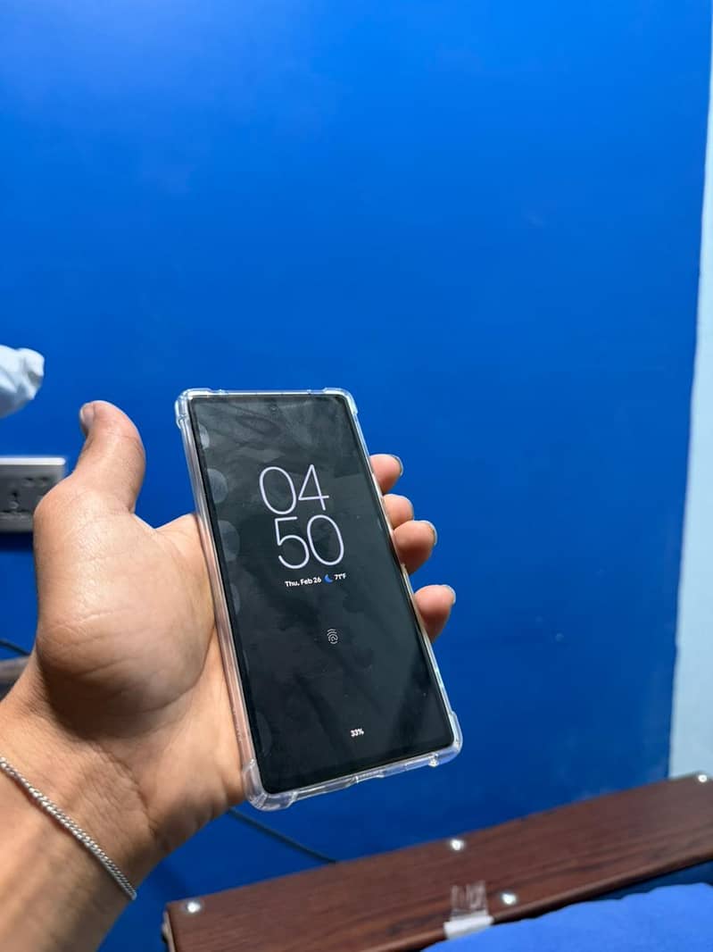 Google Pixel 7a 5