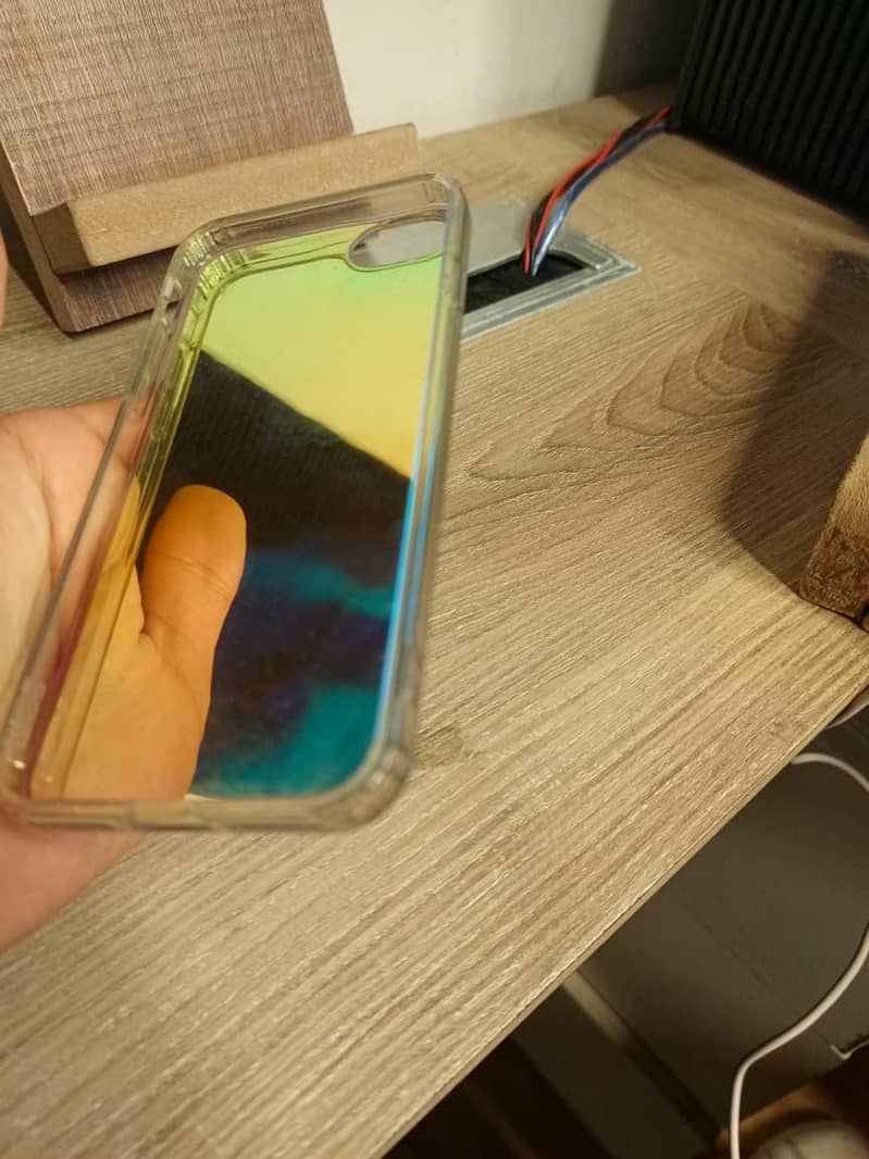 Apple iPhone 8 5