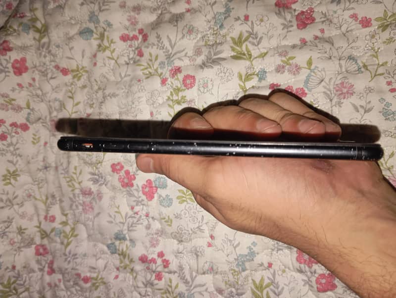 Apple iPhone 7 Plus 3