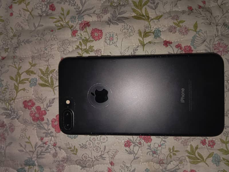 Apple iPhone 7 Plus 4