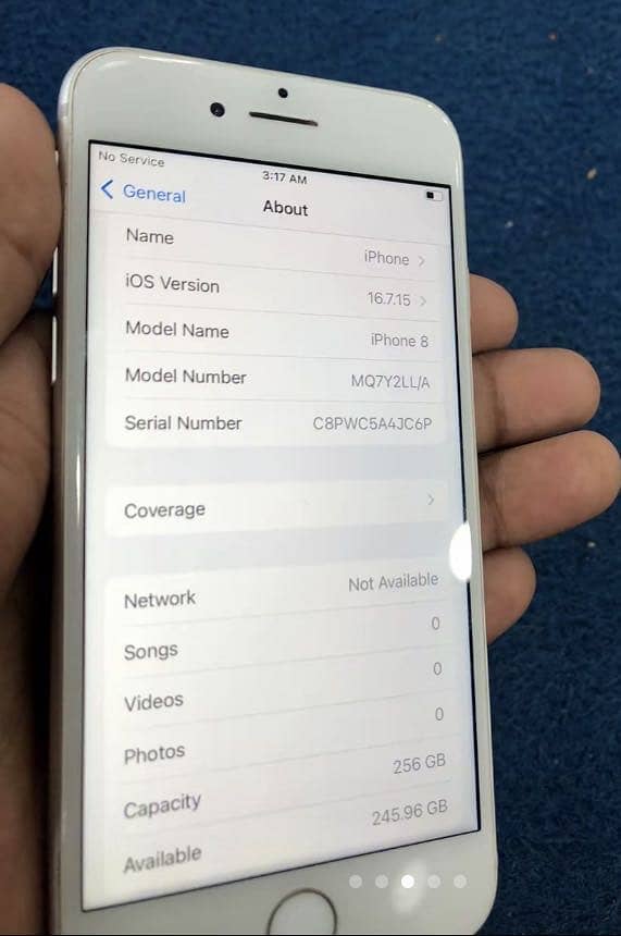 Apple iPhone 8 1