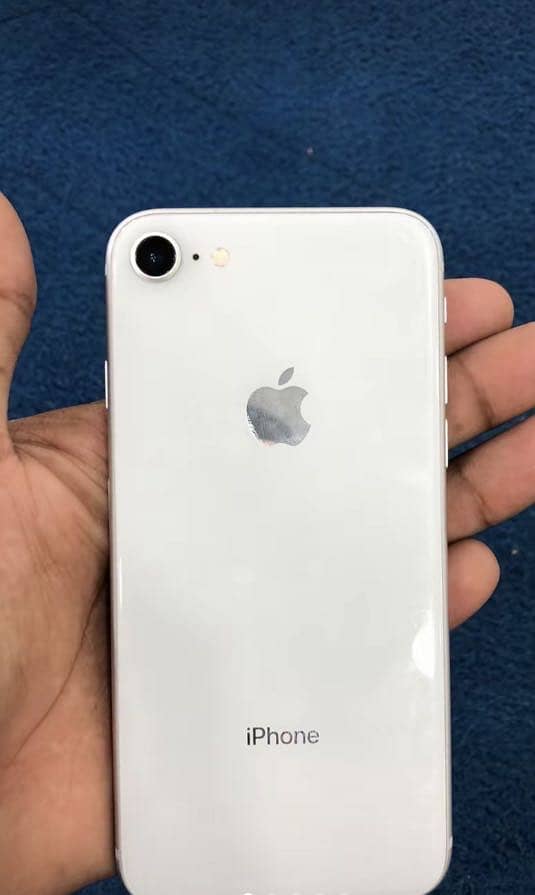Apple iPhone 8 2