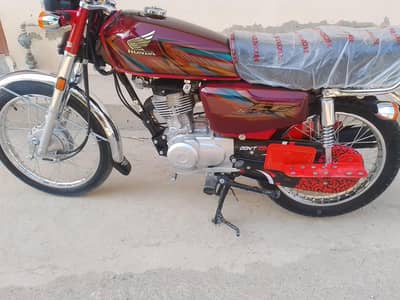 bike bilkul new ha 10/10 jasa abi showroom sa li ha