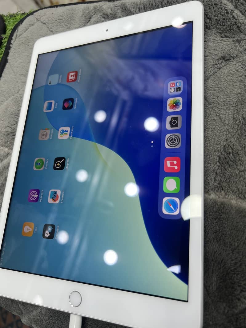 Ipad 8 Generation 4