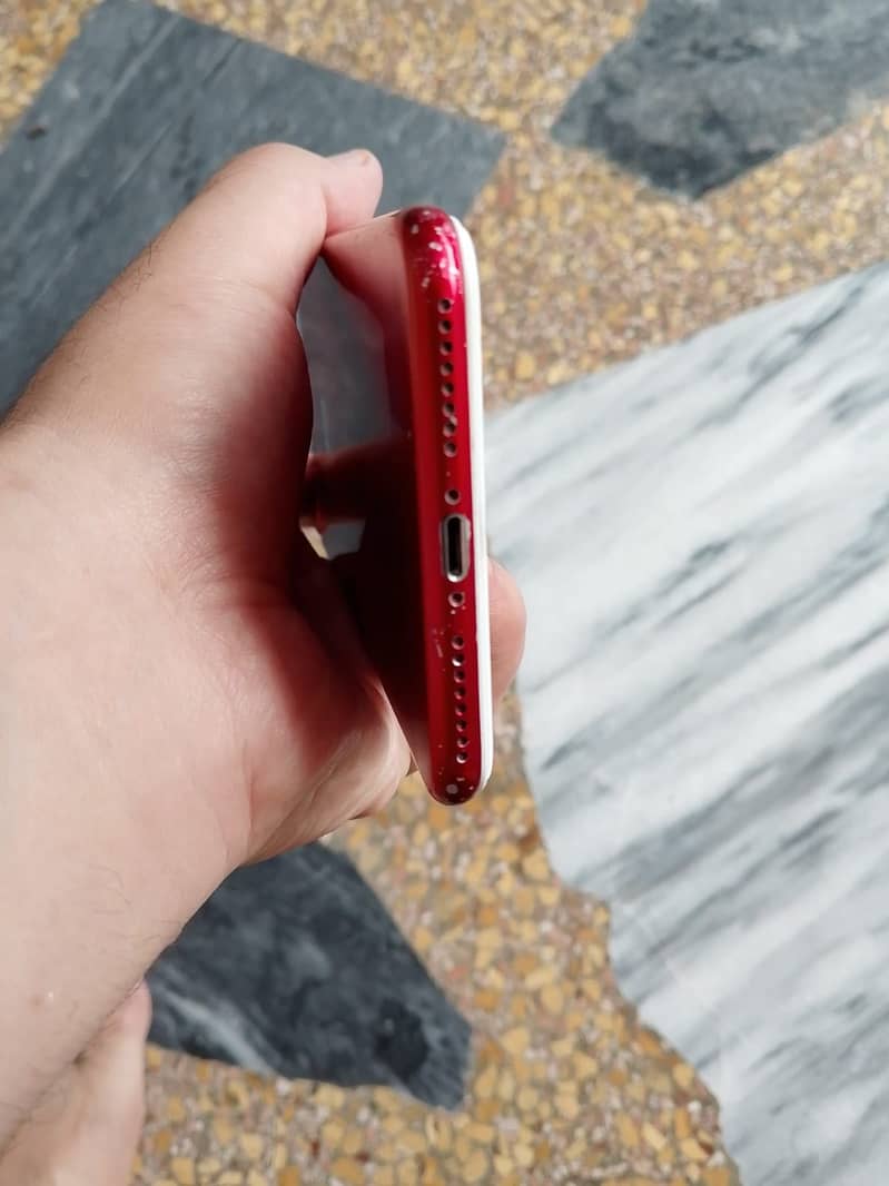 Apple iPhone 7 Plus 4
