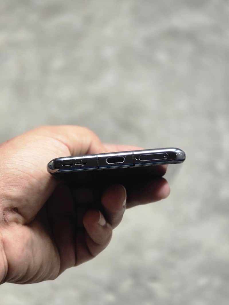 One Plus 11 6