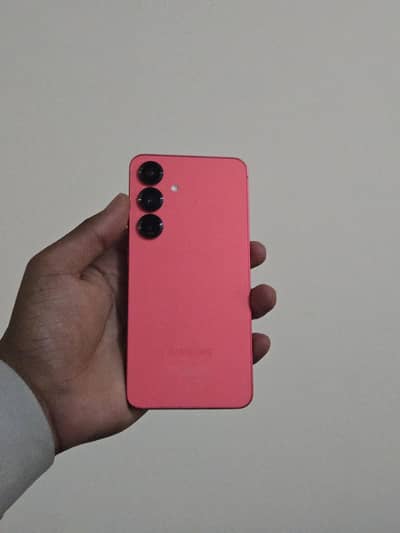 Samsung Mobile S25(Exchange possible)